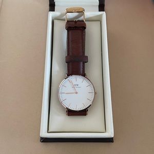 Perfect Daniel Wellington Watch 32mm Brown Leather